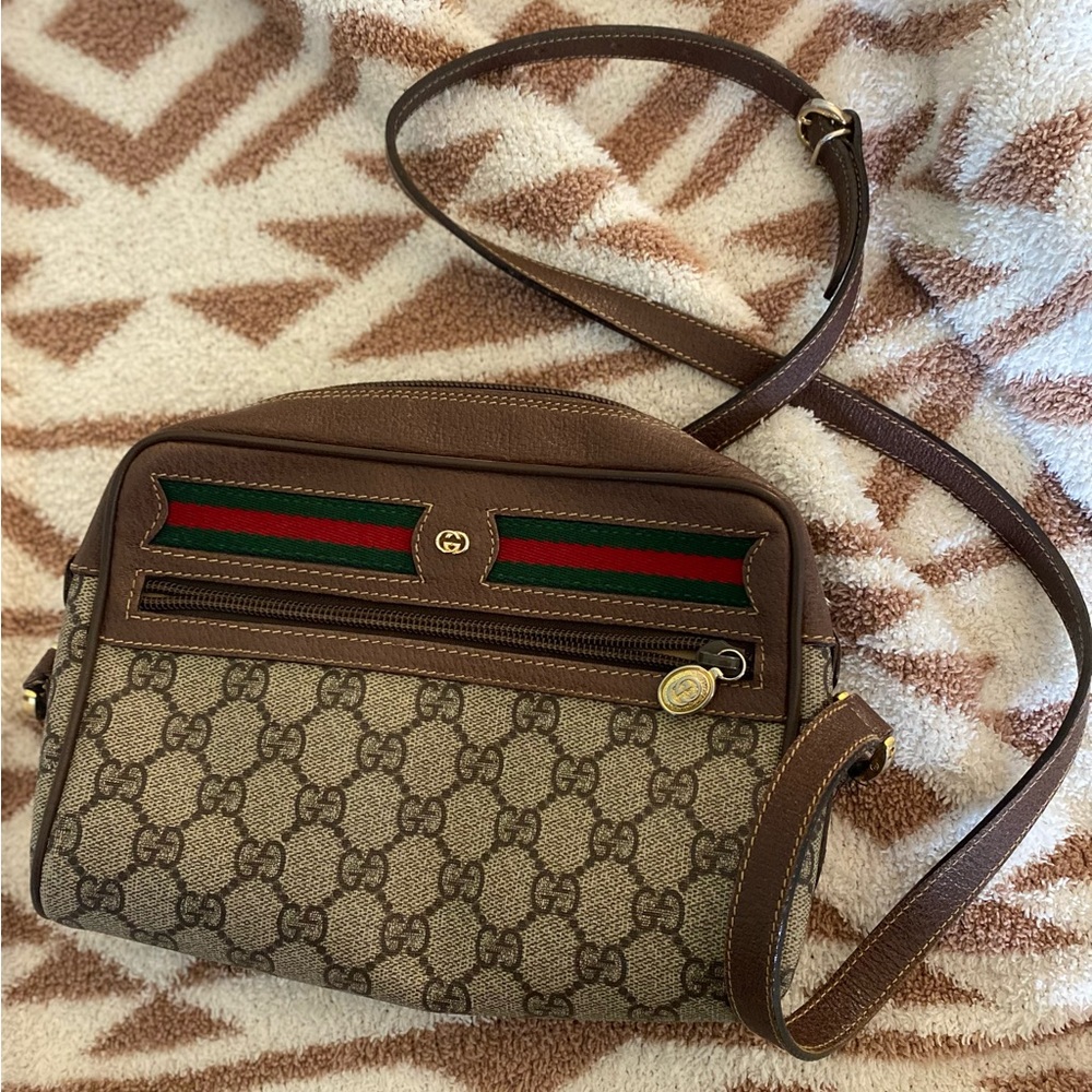 Authentic Vintage GUCCI Crossbody Bag